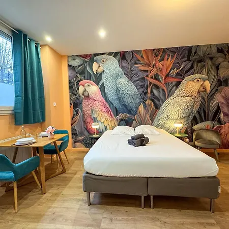 Tropical Setting - - Hospitals - Eurexpo Apartmán Lyon